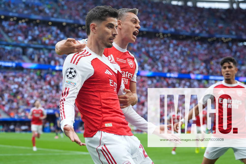 Paris Saint-Germain v Arsenal FC - UEFA Champions League Final 2026 Kai Havertz of Arsenal FC celebrates with team mates after scoring the UEFA Champions League Final match between Paris Saint-Germain FC and Arsenal FC at Puskas Arena on May 30, 2026 in Budapest, Hungary Budapest Puskas Arena Hungary Hungary