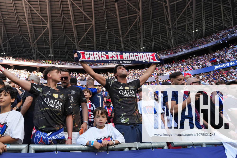 Paris Saint-Germain v Arsenal FC - UEFA Champions League Final 2026 Supporters of Paris Saint-Germain FC before the UEFA Champions League Final match between Paris Saint-Germain FC and Arsenal FC at Puskas Arena on May 30, 2026 in Budapest, Hungary Budapest Puskas Arena Hungary Hungary
