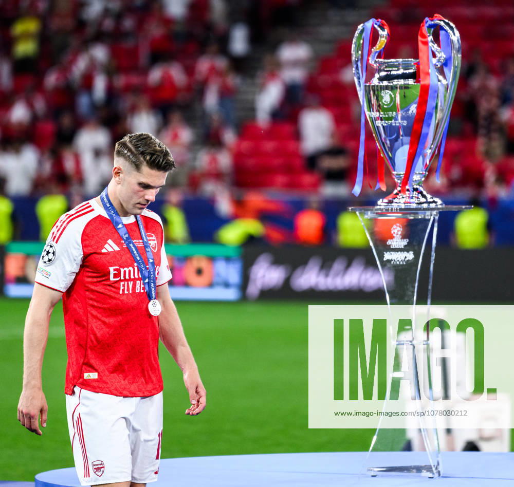 Viktor Gyökeres of Arsenal looks dejected after the UEFA Champions League final match between Paris Saint Germain and Arsenal on May 30, 2026 in Budapest Photo Maxim Thore BILDBYRAN kod MT MT1056 fotboll football soccer fotball uefa champions league champions league paris saint germain arsenal bbeng depp