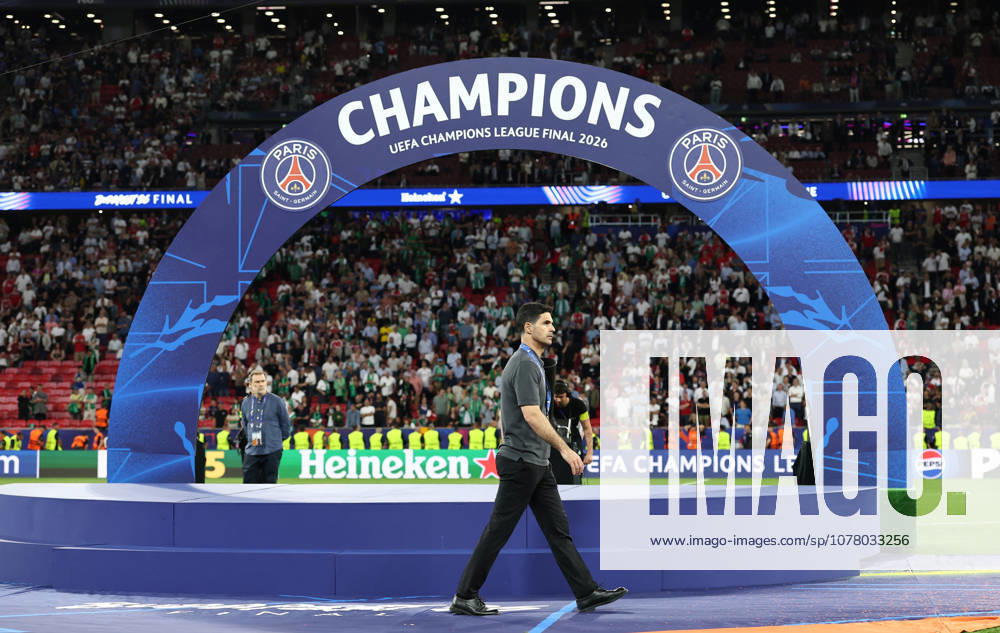 Budapest, Hungary, 30th May 2026. Mikel Arteta manager of Arsenal walks past the stage ready for the champions during the Paris Saint Germain vs Arsenal UEFA Champions League Final match at Puskas Arena, Budapest. Picture credit should read: David Klein Sportimage . SPI_216_DK_PSG_Arsenal SPI-4828-0218