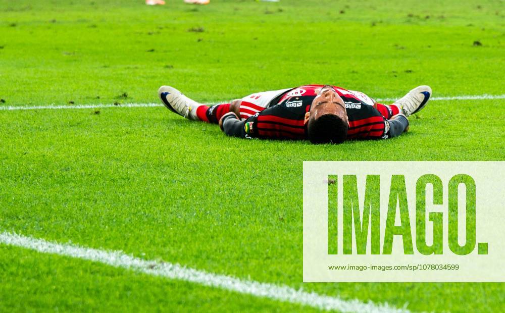 Flamengo and Coritiba, for the 18th round of the Brazilian championship. Rio de Janeiro (RJ) 05 30 2026 - Flamengo Coritiba Brasilerao Maracana - Samuel Lino, Flamengo player, in the match between Flamengo and Coritiba, for the 18th round of the Brazilian championship, on the afternoon of this Saturday (30), at the Maracana stadium, in Rio de Janeiro.(Foto: Lucas Simonin Gomes Thenews2 imago images) SPO