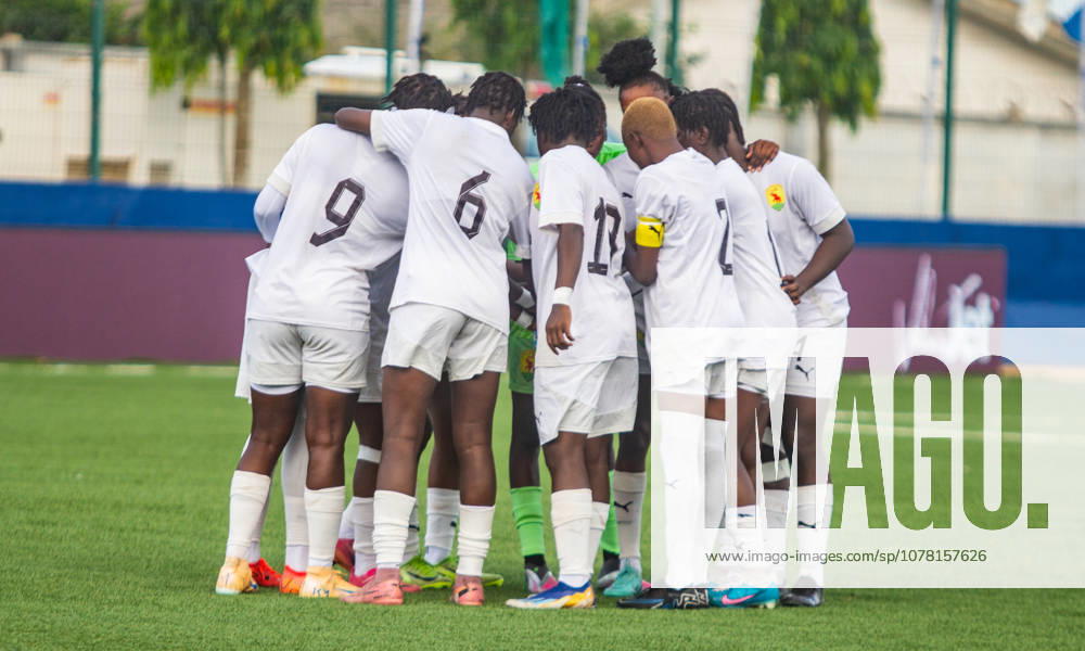 Nigeria v Guinea - 2026 FIFA U-17 Women s World Cup Qualifier Players of Guinea U-17 form a circle on the pitch during their 0-6 (0-11 aggregate) loss to Nigeria s U-17 women s national team, Nationalteam in the second leg of the 2026 FIFA U-17 Women s World Cup Qualifier at Remo Stadium in Ikenne, Ogun State, Nigeria, on May 31, 2026. The victory advances Nigeria to the final round of the qualifiers for the 2026 FIFA U-17 Women s World Cup in Morocco. Ikenne Nigeria