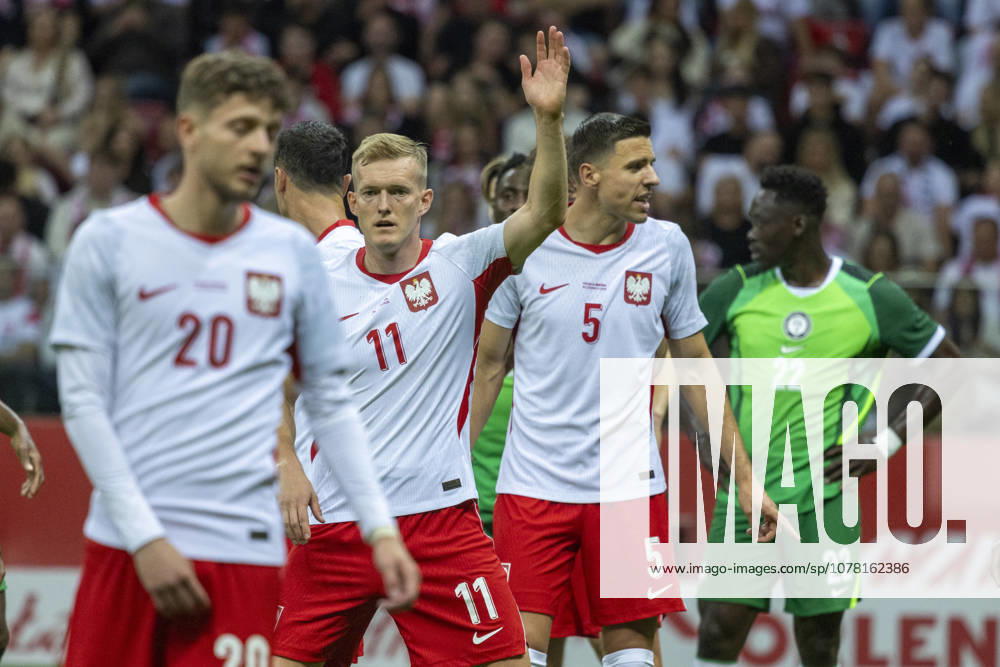 Poland - Nigeria 03.06.2026 football, Warsaw, PGE National Stadium, FIFA , friendly international game match Poland - Nigeria ( mecz towarzyski, pilka nozna, Polska - Nigeria ) image shows: Karol Swiderski (11) Jan Bednarek (5) photo Katarzyna Plewczynska Fotostyk