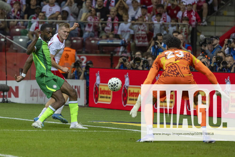 Poland - Nigeria 03.06.2026 football, Warsaw, PGE National Stadium, FIFA , friendly international game match Poland - Nigeria ( mecz towarzyski, pilka nozna, Polska - Nigeria ) image shows: Semi Ajayi (L) Karol Swiderski (C) Maduks Okoye (R) photo Katarzyna Plewczynska Fotostyk