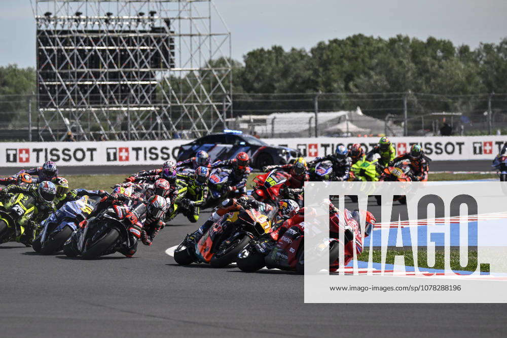 MOTO - MOTO GP - HUNGARY GRAND PRIX 2026 93 MARQUEZ Marc (spa), Ducati Lenovo Team, Ducati Desmosedici GP26, action with 37 ACOSTA Pedro (spa), Red Bull KTM Factory Racing, KTM RC16 during the 2026 MotoGP Grand Prix of Hungary , on Balaton Park circuit, from June 5 to 7, in Hungary - Balaton ParkHungary
