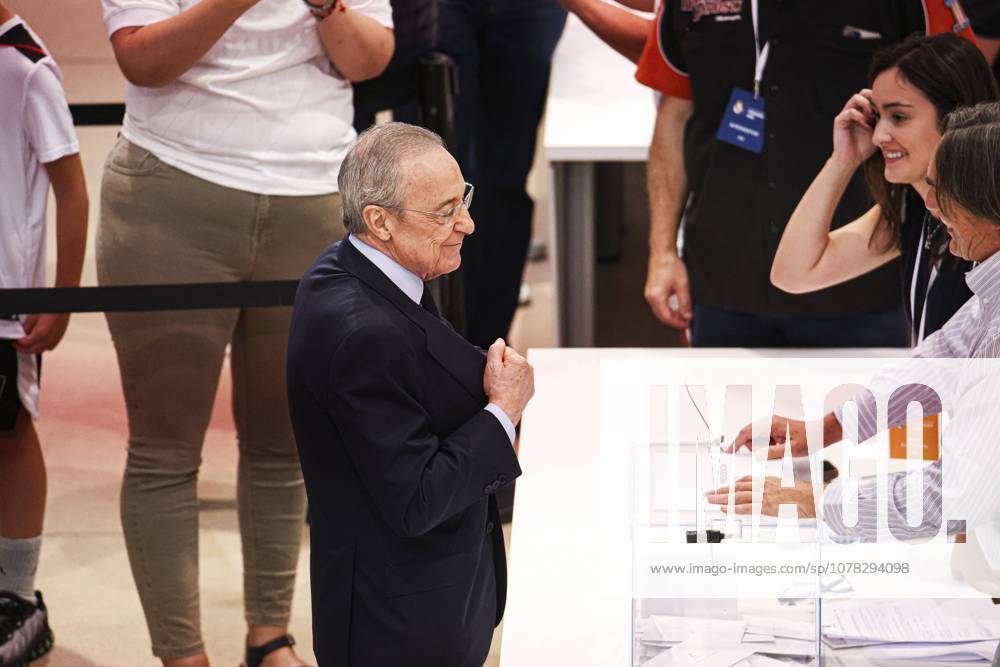 Florentino Perez voting in the Real Madrid presidential elections 2026. Voters approaching to cast their vote for Florentino Perez or Enrique Riquelme as the next president of Real Madrid at the Real Madrid City Basketball Pavilion, located in Valdebebas, on June 7, 2026 in Madrid. Especial Elecciones Real Madrid 900 Cordon Press 900 CordonxPress LOF - Especial Elecciones Real Madrid
