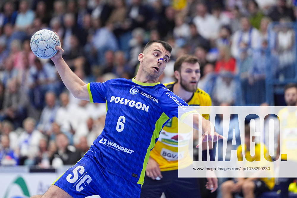 Handball, 1 HBL, VfL Gummersbach Rhein Neckar Löwen, Schwalbe Arena Milos Vujovic VfL Gummersbach, 6