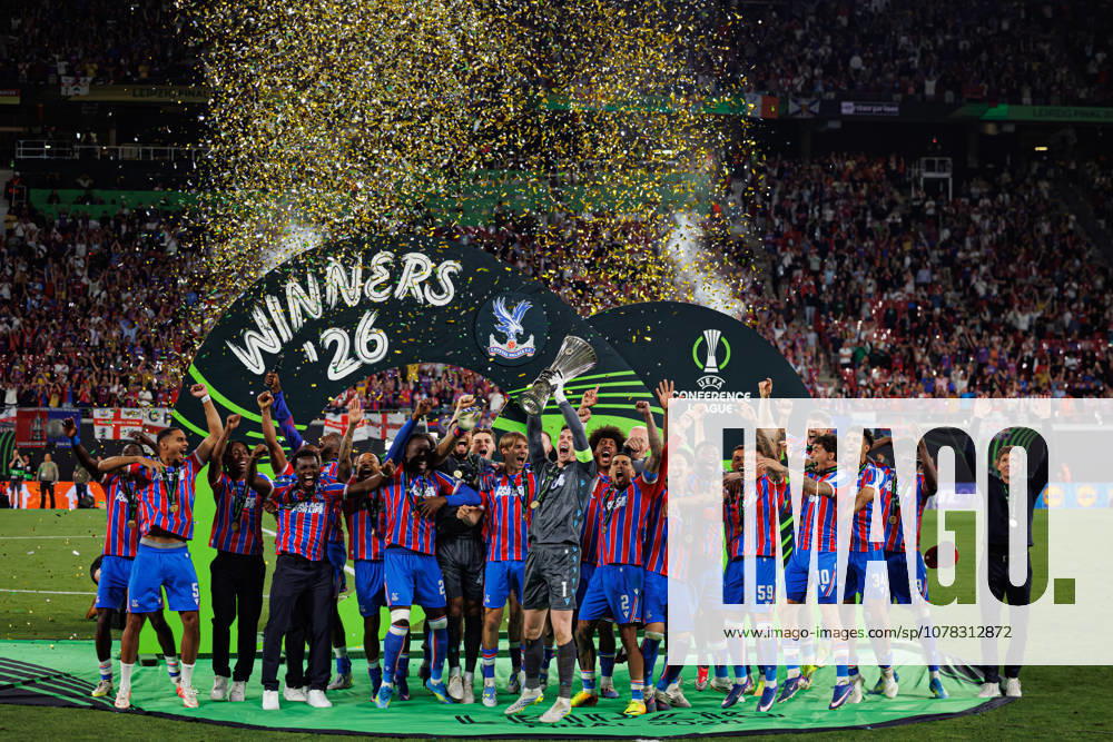 Players of Crystal Palace seen celebrating with trophy during UEFA Conference League 2026 final game between teams of Crystal Palace FC and Rayo Vallecano de Madrid (Maciej Rogowski Ball Raw Images) Leipzig Red Bull Arena Germany