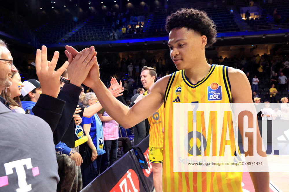 DEU, easyCredit BBL, ALBA vs Bamberg, 09 06 2026, Max Schmeling Halle, Berlin, DEU, easyCredit BBL, ALBA vs Bamberg, in the picture Jack Kayil ALBA Berlin 7 , ALBA Fans, Fanblock, nordphotoxGmbHx xEngler nph00076