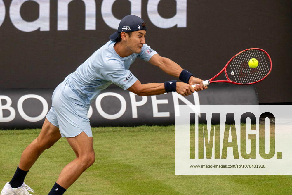 Sho Shimabukuro JPN Germany, Stuttgart, 11 06 2026, Tennis, Boss Open, Day 6, 2026, Round of 16, S Shimabukuro JPN N Kyrgios AUS , TC Weissenhof, Center Court