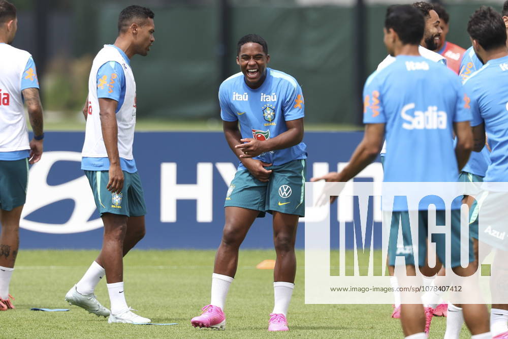 FIFA World Cup, WM, Weltmeisterschaft, Fussball 2026 - Brazil training session Endrick (C) of Brazil reacts during a training session of the national soccer team for the FIFA World Cup 2026 at Columbia Park in Morristown, New Jersey, USA, 11 June 2026. Morristown United States