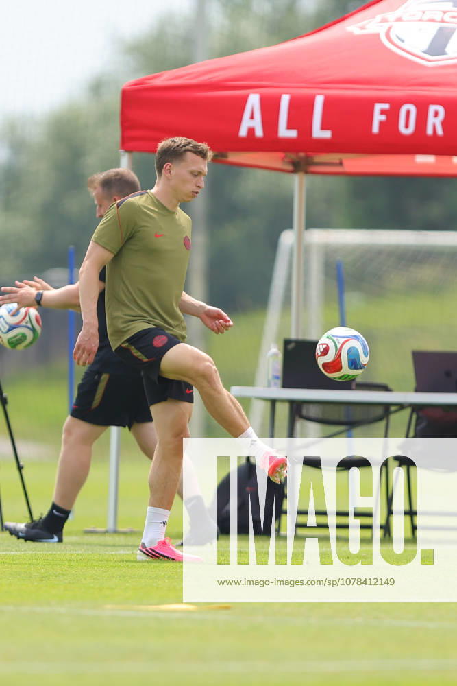 Alistair Johnston of Canada in action during the training session before the 2026 FIFA World Cup, WM, Weltmeisterschaft, Fussball game between Canada and Bosnia and Herzegovina at Toronto FC Training Ground on June 11, 2026 in Toronto, Ontario, Canada