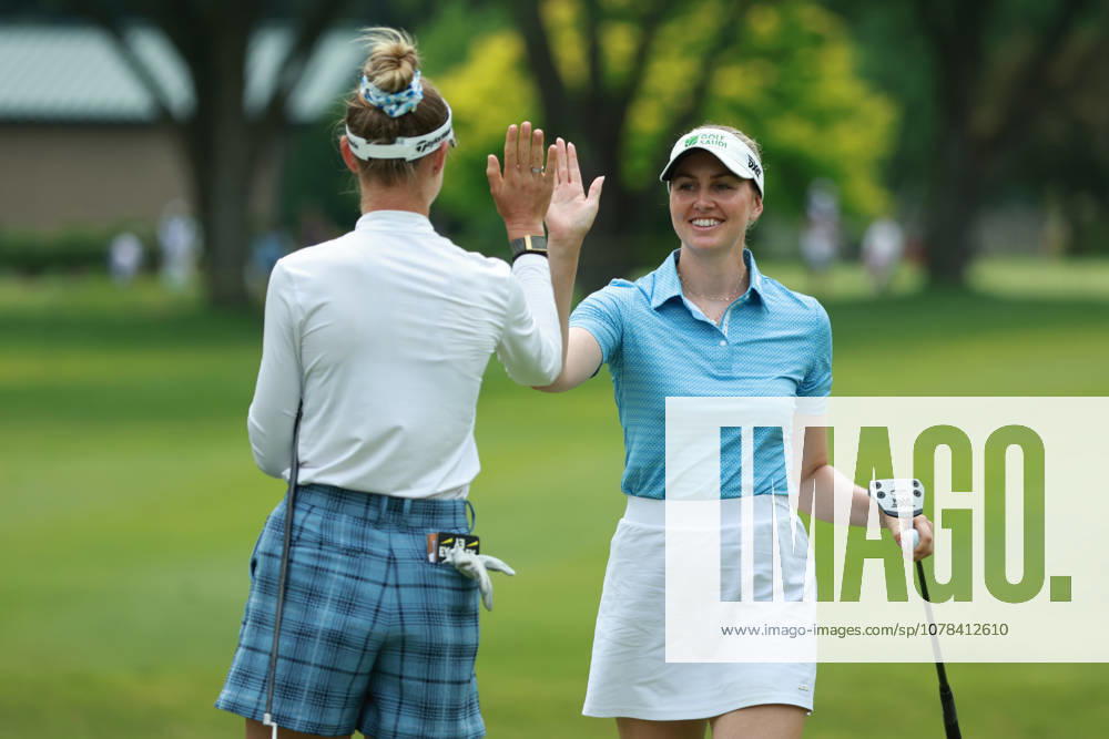 Dow Championship MIDLAND, MICHIGAN - JUNE 11: Olivia Cowan of Germany celeb rates with teammate Nelly Korda of the United Statse on the fifth green after her putt during the first round of the Dow Championship at Midland Country Club in Midland, Michigan, USA on Thursday, June 11, 2026. Midland Michigan United States