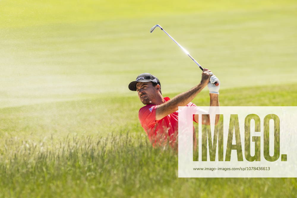 Nick Taylor, of Winnipeg, Man., hits a shot out of the bunker during the second round of the RBC Canadian Open in Caledon, Ont., on Friday, June 12, 2026. Canada News - June 12, 2026 - ZUMAc35_ 20260612_zaf_c35_106