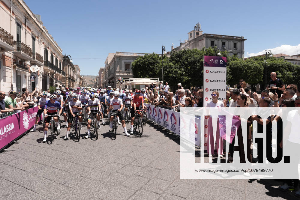 Start the race during Stage 1 of the Giro Next Generation from Reggio Calabria to Vibo Valentia Italy, Saturday June 14, 2026(Photo Massimo Paolone LaPresse)
