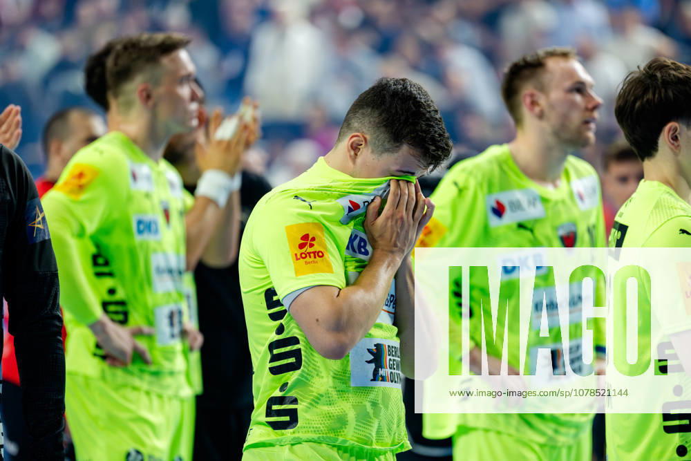 Cologne, 12 05 2026, Handball, Men, EHF Champions League Men 2025 26, Final, FC Barcelona Füchse Berlin A disappointed Tim Freihöfer Füchse Berlin, 20