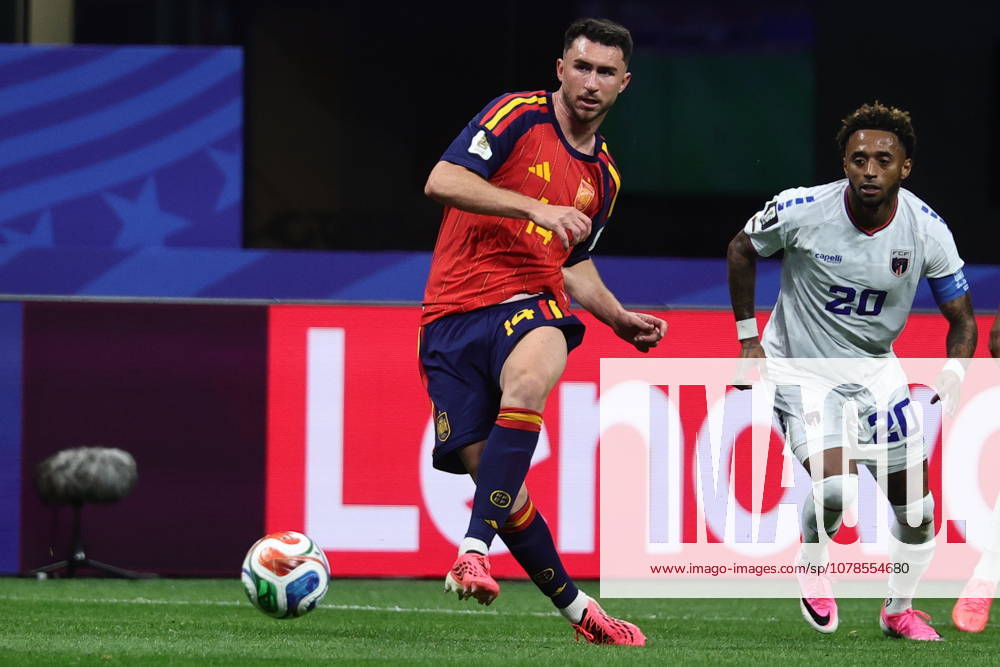 FIFA World Cup, WM, Weltmeisterschaft, Fussball 2026 - Group H - Spain vs Cabo Verde Aymeric Laporte (L) of Spain and Ryan Mendes of Cape Verde in action during the FIFA World Cup 2026 group stage match Spain vs Cabo Verde, in Atlanta, USA, 15 June 2026. ATLANTA United States