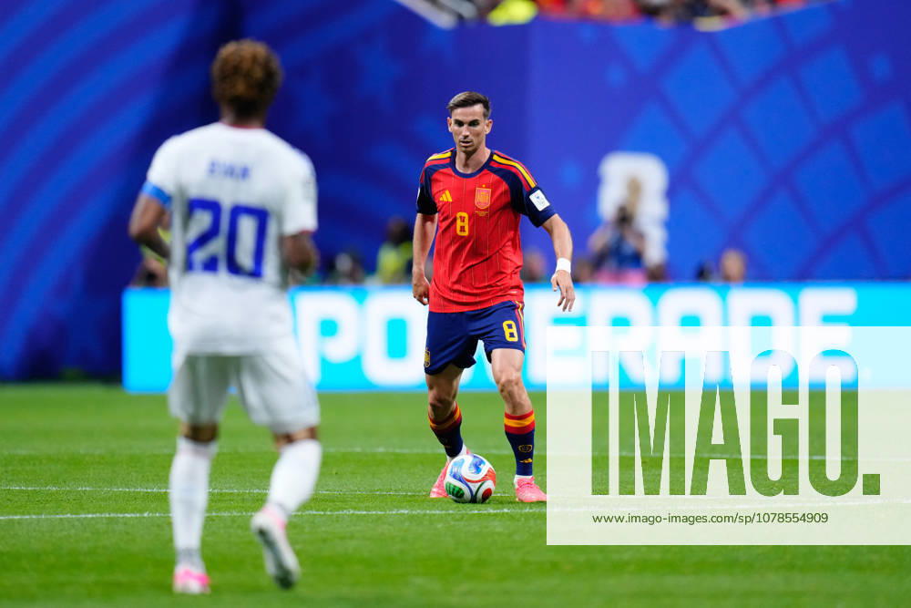 Spain v Cabo Verde: Group H - FIFA World Cup, WM, Weltmeisterschaft, Fussball 2026 Fabian Ruiz of Spain controls the ball during the FIFA World Cup 2026 Group H match between Spain and Cabo Verde at Atlanta Stadium on June 15, 2026 in Atlanta, United States. Atlanta GA United States