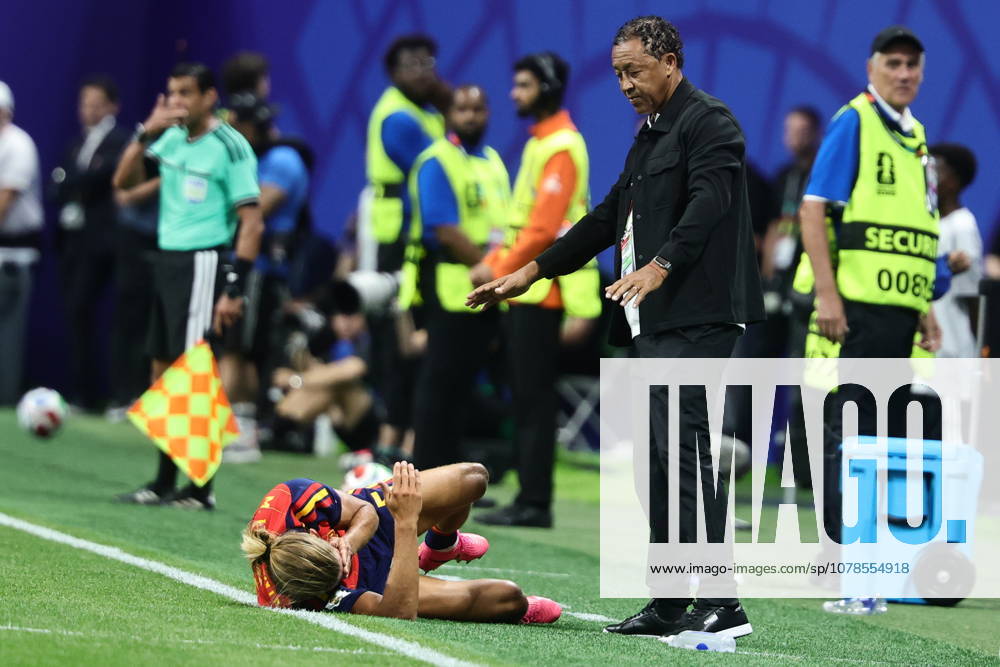 FIFA World Cup, WM, Weltmeisterschaft, Fussball 2026 - Group H - Spain vs Cabo Verde Cape Verde s head coach Bubista (R) reacts during the FIFA World Cup 2026 group stage match Spain vs Cabo Verde, in Atlanta, USA, 15 June 2026. ATLANTA United States