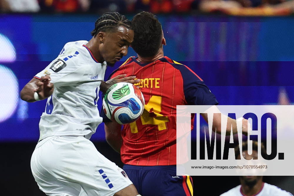 FIFA World Cup, WM, Weltmeisterschaft, Fussball 2026 - Group H - Spain vs Cabo Verde Dailon Livramento (L) of Cape Verde and Aymeric Laporte of Spain in action during the FIFA World Cup 2026 group stage match Spain vs Cabo Verde, in Atlanta, USA, 15 June 2026. ATLANTA United States