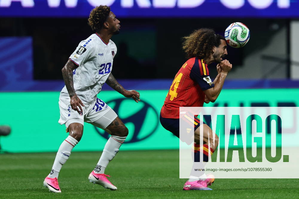 FIFA World Cup, WM, Weltmeisterschaft, Fussball 2026 - Group H - Spain vs Cabo Verde Marc Cucurella (R) of Spain and Ryan Mendes of Cape Verde in action during the FIFA World Cup 2026 group stage match Spain vs Cabo Verde, in Atlanta, USA, 15 June 2026. ATLANTA United States
