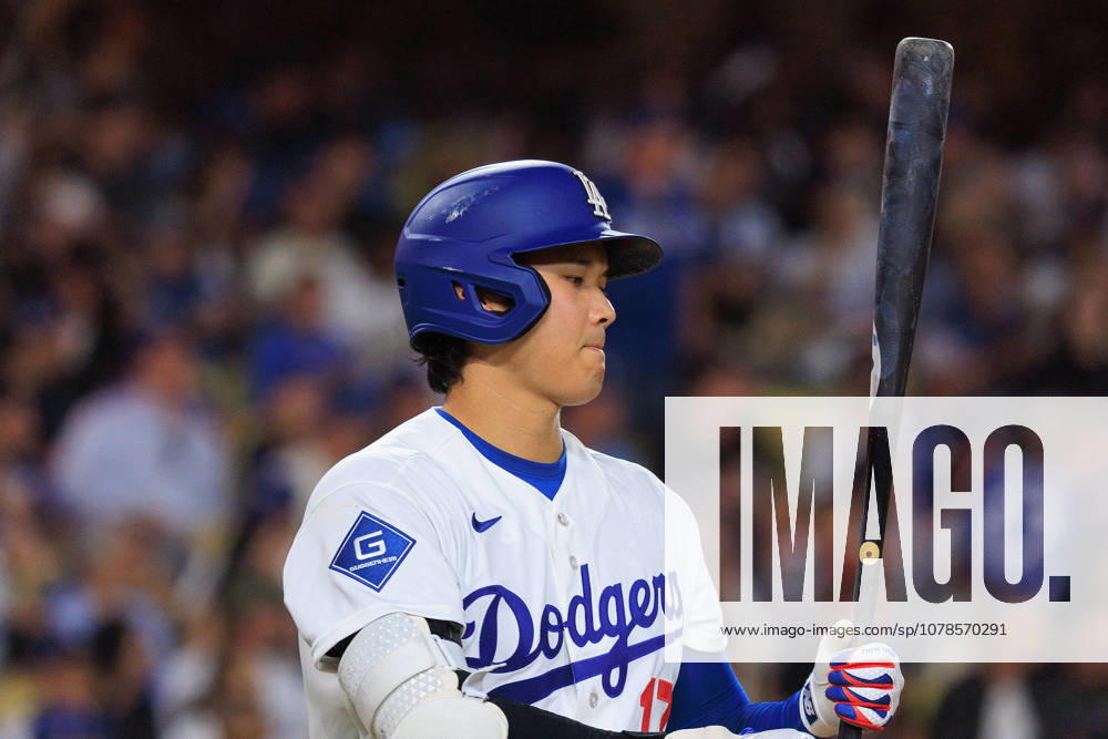 Shohei Ohtani 17 of the Los Angeles Dodgers gets ready to bat during a regular season MLB, Baseball Herren, USA game against the Tampa Bay Rays on Monday June 15, 2026 at Dodger Stadium in Los Angeles, California. Dodgers defeat Rays, 4-3. JAVIER ROJAS PI Dodgers Defeat Rays, 4-3 - ZUMAp124 20260615_zaa_p124_038