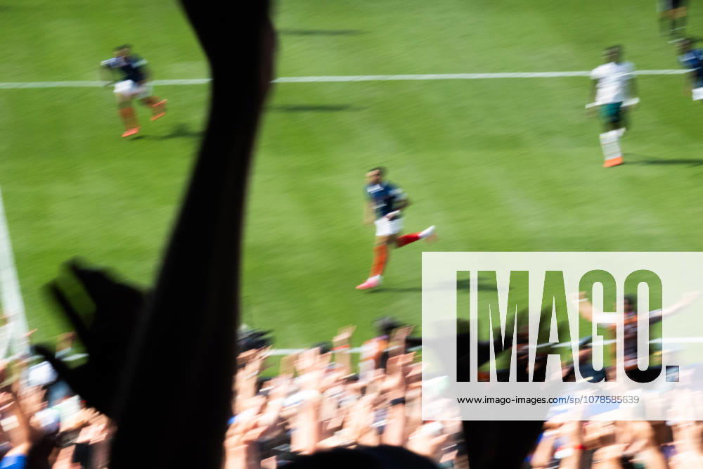 France s KYLIAN MBAPPE runs to the corner after scoring in the second half as France defeats Senegal 3-1 at FIFA World Cup, WM, Weltmeisterschaft, Fussball 2026 Group 1 match at New York New Jersey Stadium on June 16, 2026 in East Rutherford, New Jersey. East Rutherford USA - ZUMAb148 20260616_zap_b148_031