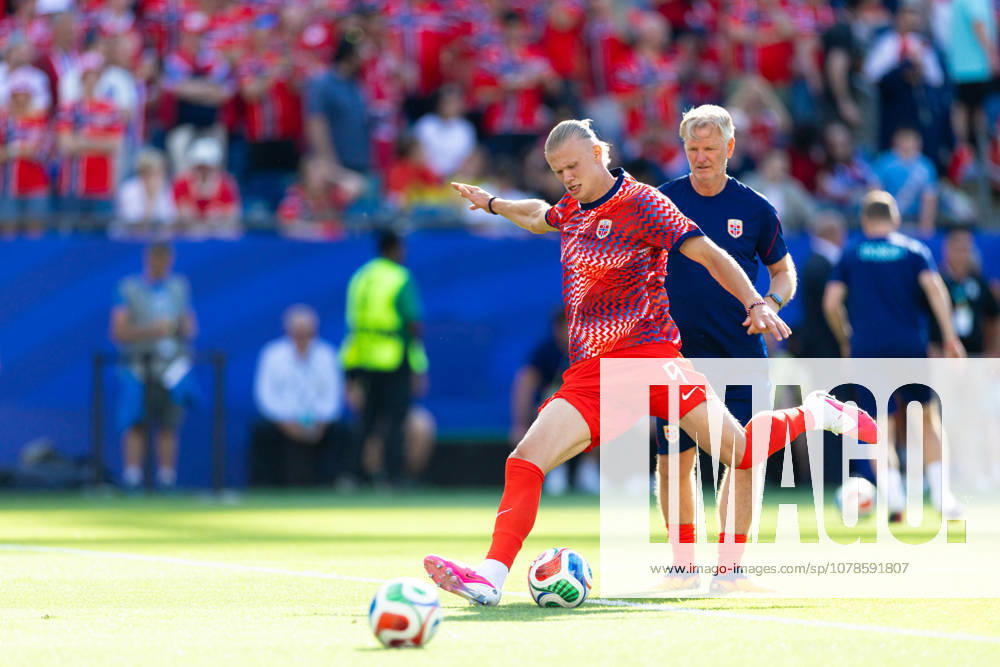 Foxborough, Massachusetts, USA; Norway forward Erling Haaland (9) takes a shot ahead of a FIFA World Cup, WM, Weltmeisterschaft, Fussball 2026 Group I match between Iraq and Norway at Boston Stadium. (c) CSM - ZUMAc04_ 20260616_zma_c04_085