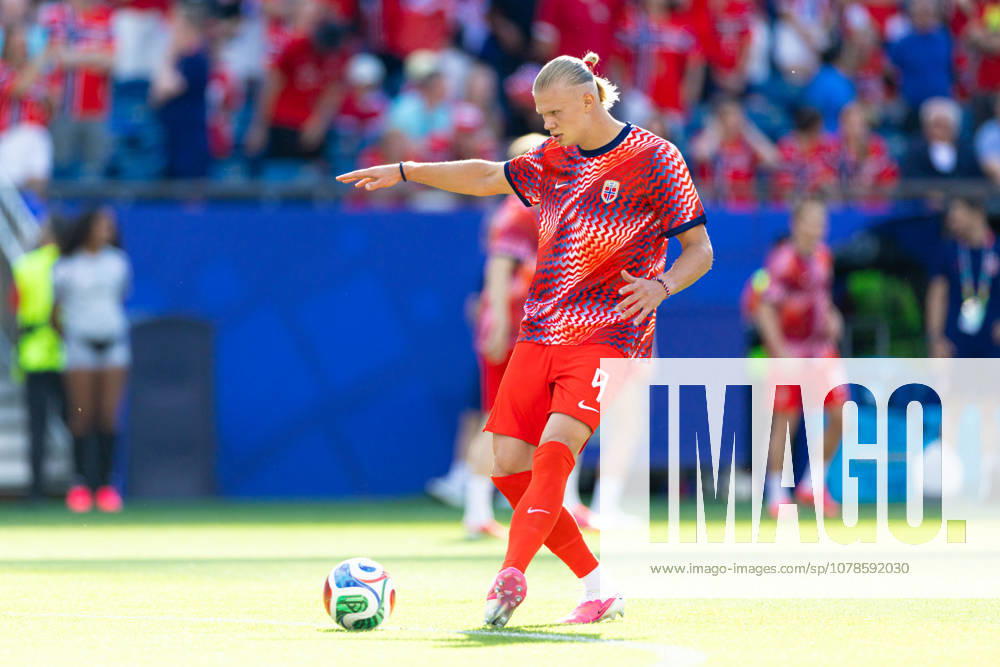 Foxborough, Massachusetts, USA; Norway forward Erling Haaland (9) passes the ball ahead of a FIFA World Cup, WM, Weltmeisterschaft, Fussball 2026 Group I match between Iraq and Norway at Boston Stadium. (c) CSM - ZUMAc04_ 20260616_zma_c04_101