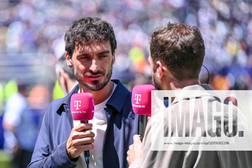 Mats Hummels and Thomas Müller watch the 2026 FIFA World Cup Group I match between France and Senegal at New York New Jersey Stadium on June 16, 2026, in East Rutherford, United States. Photo by Harry Langer, DeFodi Images,detected_source_language