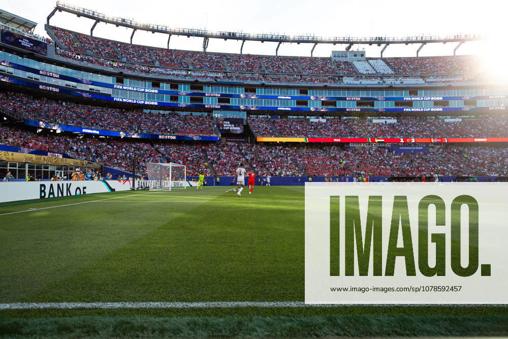 Foxborough, Massachusetts, USA; Norway forward Erling Haaland (9) pressures Iraq goalkeeper Jalal Hassan (12) in a FIFA World Cup, WM, Weltmeisterschaft, Fussball 2026 Group I match between Iraq and Norway at Boston Stadium. (c) CSM - ZUMAc04_ 20260616_zma_c04_141