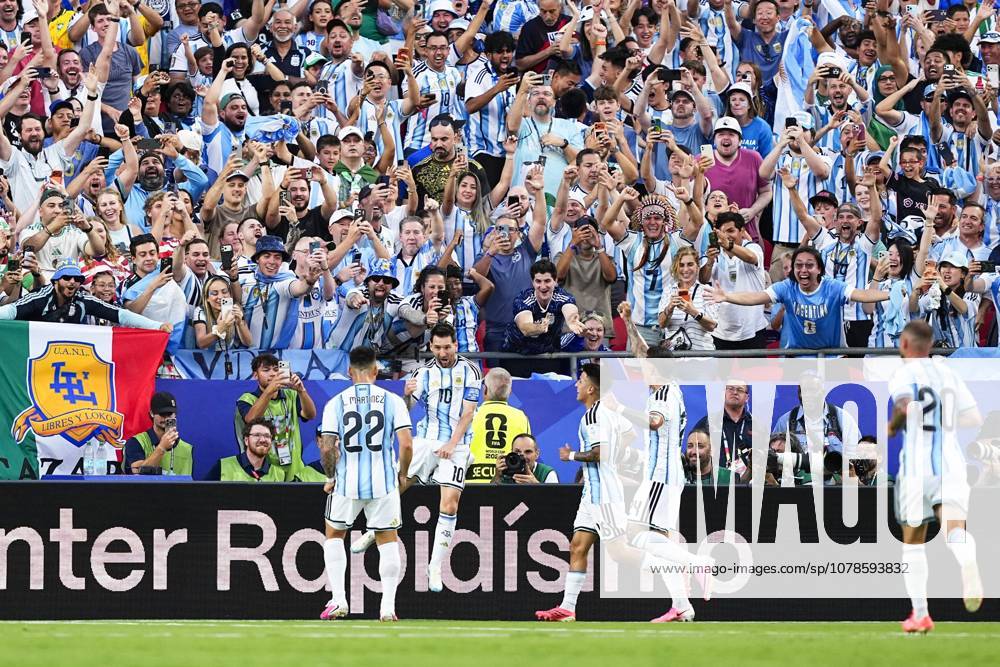 Football: 2026 World Cup Argentina s Lionel Messi (2nd from L) reacts after scoring the opening goal in the first half of a World Cup Group J football match against Algeria at Kansas City Stadium in Kansas City, Missouri, on June 16, 2026. A14AA0005619111P