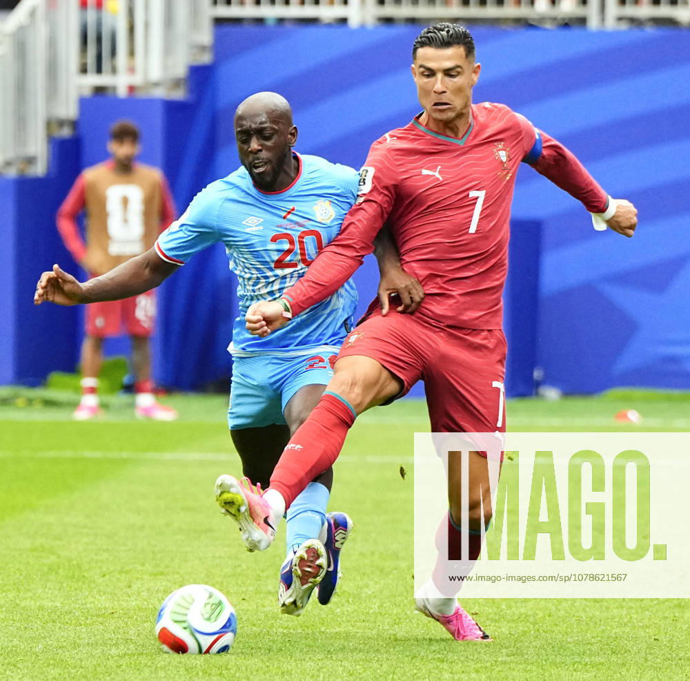Football: 2026 World Cup Portugal s Cristiano Ronaldo (R) and Congo DR s Yoane Wissa vie for the ball in the second half of a World Cup Group K football match at Houston Stadium in Houston, Texas, on June 17, 2026. A14AA0005619245P
