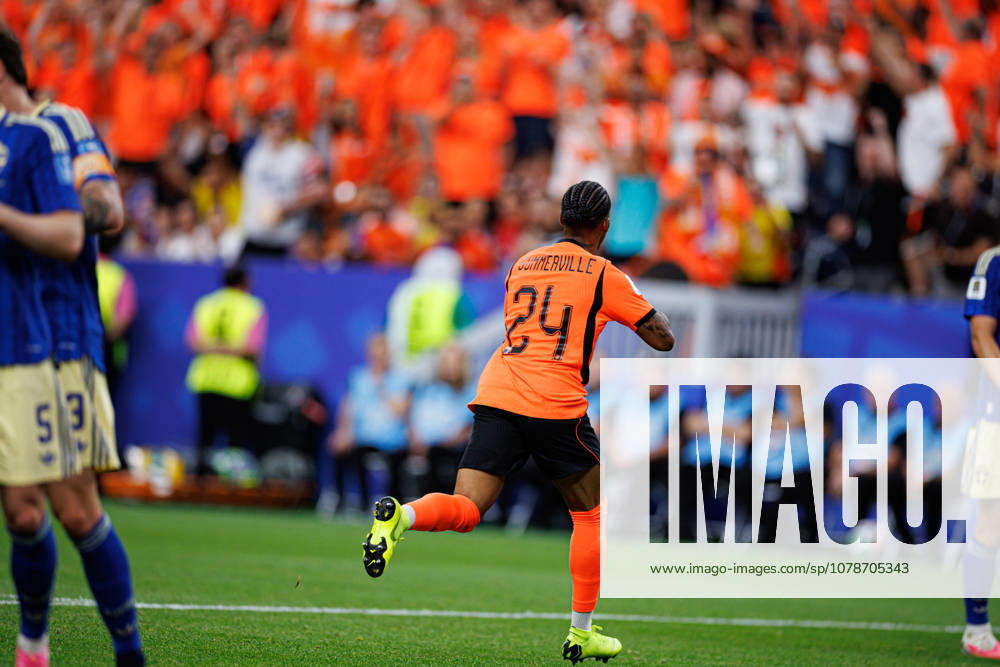 Crysencio Summerville seen celebrating after scoring goal during FIFA World Cup, WM, Weltmeisterschaft, Fussball 2026 game between national teams of Netherlands and Sweden (Grzegorz Wajda Ball Raw Images) Houston Houston Stadium USA