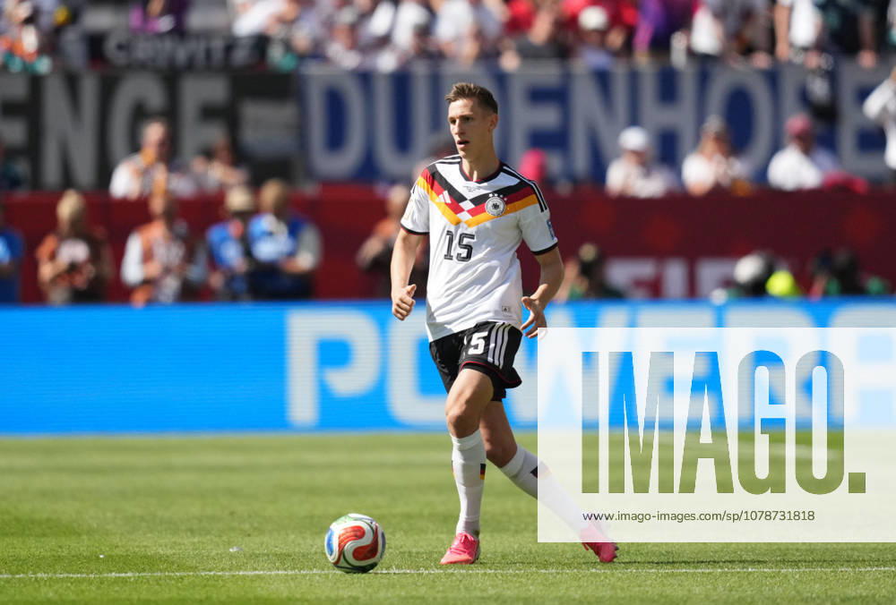 Nico Schlotterbeck of Germany controls the ball during the Germany vs. Ivory Coast match in Group E of the 2026 FIFA World Cup at Toronto Stadium in Toronto, Canada, on June 20, 2026. Photo by DeFodi Images (Thor Wegner),detected_source_language