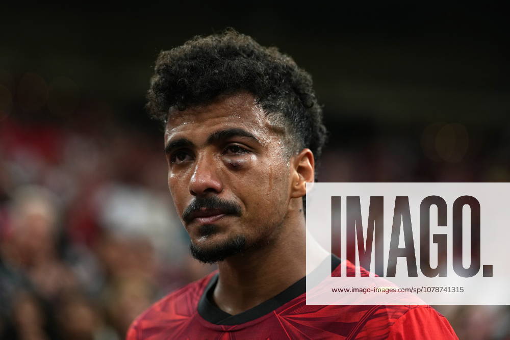 FIFA World Cup, WM, Weltmeisterschaft, Fussball 2026 - Group G - New Zealand vs Egypt Hossam Abdelmaguid of Egypt leaves the pitch after an injury during the FIFA World Cup 2026 group stage match New Zealand against Egypt, in Vancouver, Canada, 21 June 2026. VANCOUVER Canada