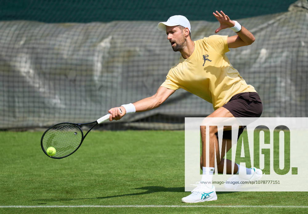 2026 Wimbledon, June 23, Practice LONDON, - JUNE 23: Novak Djokovic of Serbia reaches for a forehand during the 2026 Wimbledon, June 23, Practice at The all England club, Wimbledon on June 23, 2026 in London, GBR. London The all England club, Wimbledon GBR