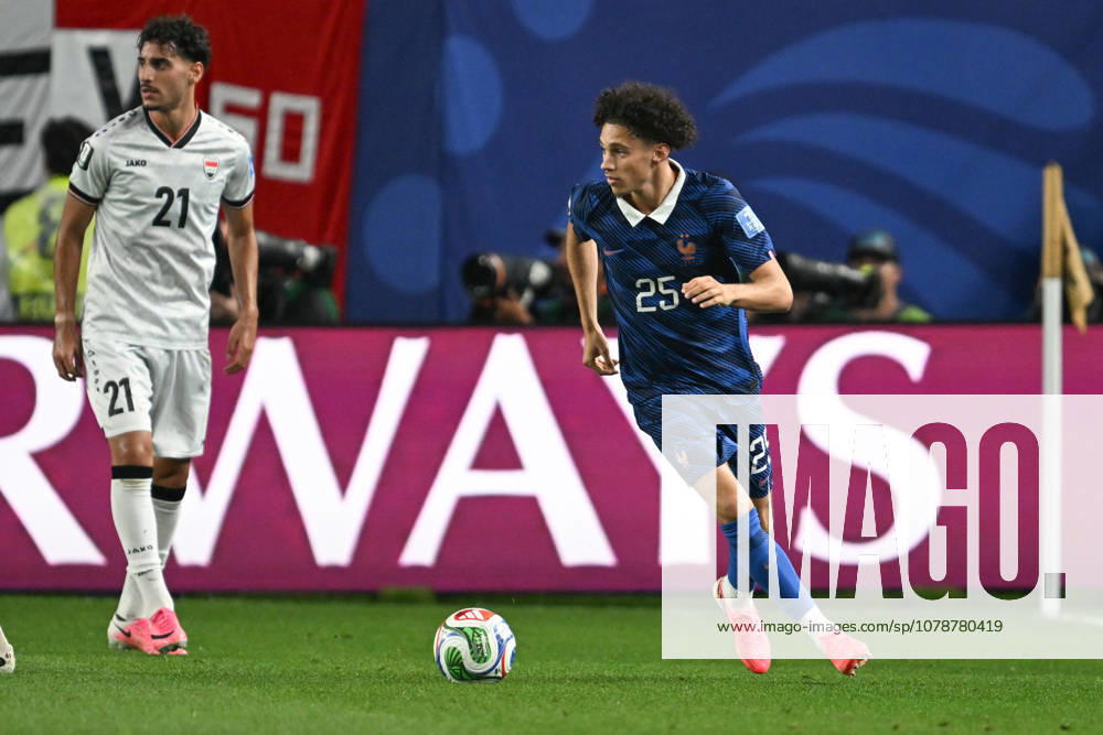 PHILADELPHIA, PA - JUNE 22: Maghnes Akliouche 25 of France looks to pass during the FIFA World Cup, WM, Weltmeisterschaft, Fussball 2026 Group I match between France and Iraq on June 22nd, 2026 at Philadelphia Stadium in Philadelphia, PA.(Photo by Terence Lewis Icon Sportswire) SOCCER: JUN 22 FIFA World Cup 26 Group I - France vs Iraq Icon260622140
