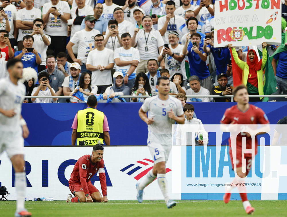 Football: 2026 World Cup Portugal s Cristiano Ronaldo (L) reacts after missing a chance in the second half of a World Cup Group K football match against Uzbekistan at Houston Stadium in Houston on June 23, 2026. A14AA0005620009P