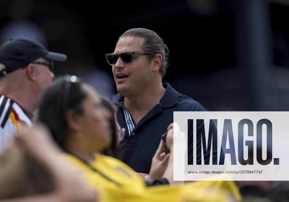 Former Giants pro Markus Kuhn, seen in the stands talking with Stefan Raab, is obscured during the 2026 FIFA World Cup match between Ecuador and Germany on June 25, 2026. The match, part of Group E, Matchday 3, took place at New York New Jersey Stadium in East Rutherford, New Jersey, USA.