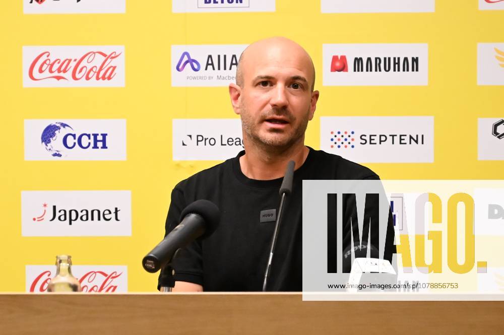 STVV s head coach Frederic De Meyer pictured during a press conference, PK, Pressekonferenz of Belgian first division soccer team Sint-Truiden VV, on Friday 26 June 2026 in Sint-Truiden, in preparation of the upcoming 2026-2027 Belgian first division soccer season. JILLxDELSAUX x179367223x