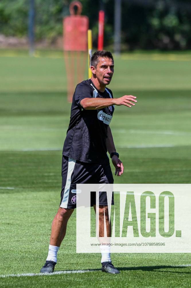 Coach Marcel Rapp, St. Pauli, Germany, Hamburg, Training Facility on Kollaustrasse, Soccer, 2. Bundesliga, FC St. Pauli