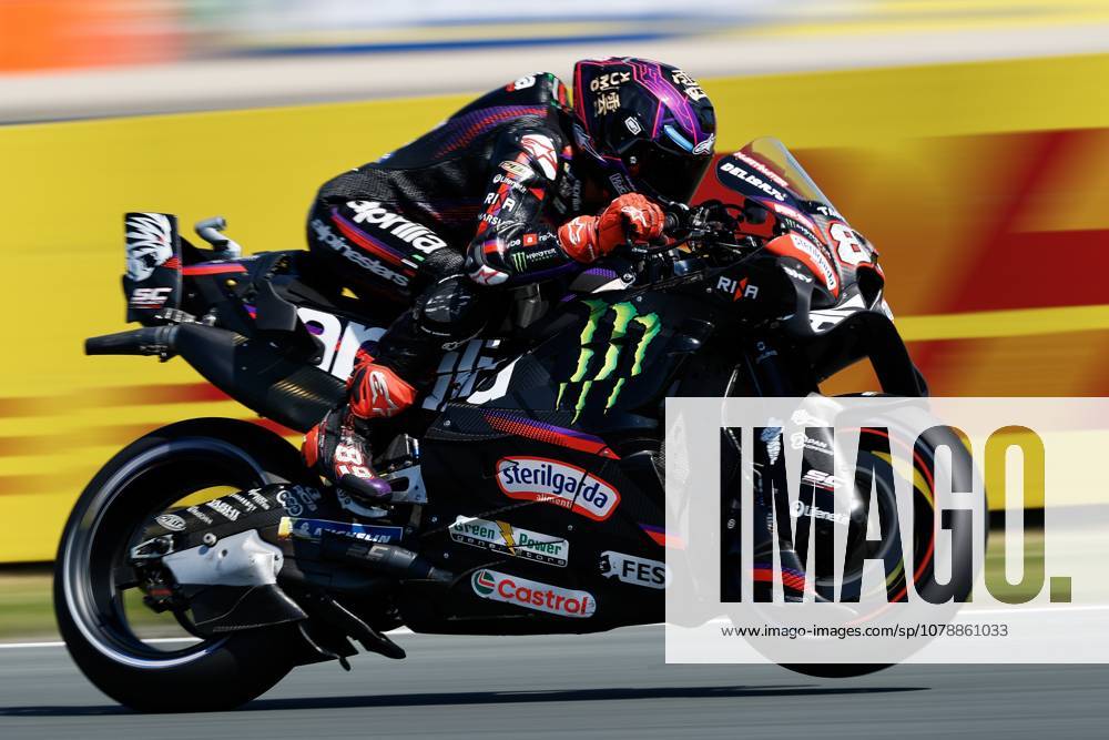 ASSEN - Jorge Martin (SPA) on his Aprilia during Moto GP practice ahead of the 95th edition of the Assen TT. VINCENT JANNINK ANP ANPxSportx IVx 562063128 originalFilename: 562063128