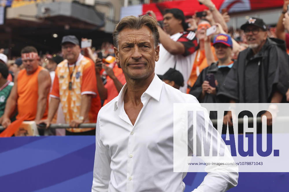 KANSAS CITY, MO - JUNE 25: Herve Renard of Tunisia before the FIFA World Cup, WM, Weltmeisterschaft, Fussball 2026 Group F match between Tunisia and Netherlands on June 25, 2026 at Kansas City Stadium in Kansas City, MO. (Photo by Scott Winters Icon Sportswire) SOCCER: JUN 25 FIFA World Cup 26 Group F - Tunisia vs Netherlands Icon2606250983