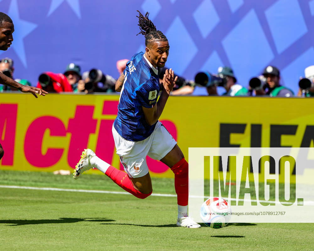 France forward MICHAEL OLISE (11) chases after the ball during the 2026 FIFA World Cup, WM, Weltmeisterschaft, Fussball match between France and Senegal at MetLife Stadium in East Rutherford, NJ East Rutherford USA - ZUMAr225 20260627_zsp_r225_062