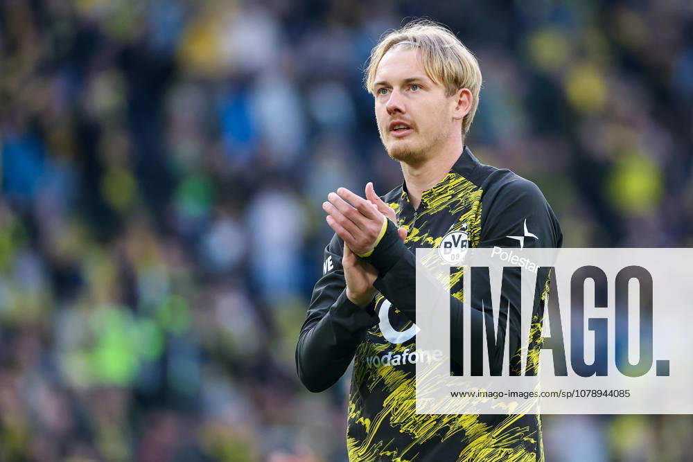 1 Bundesliga: Borussia Dortmund vs. Eintracht Frankfurt on May 8, 2026, at Signal Iduna Park in Dortmund. Julian Brandt (No. 10) of Dortmund thanks the fans. MH