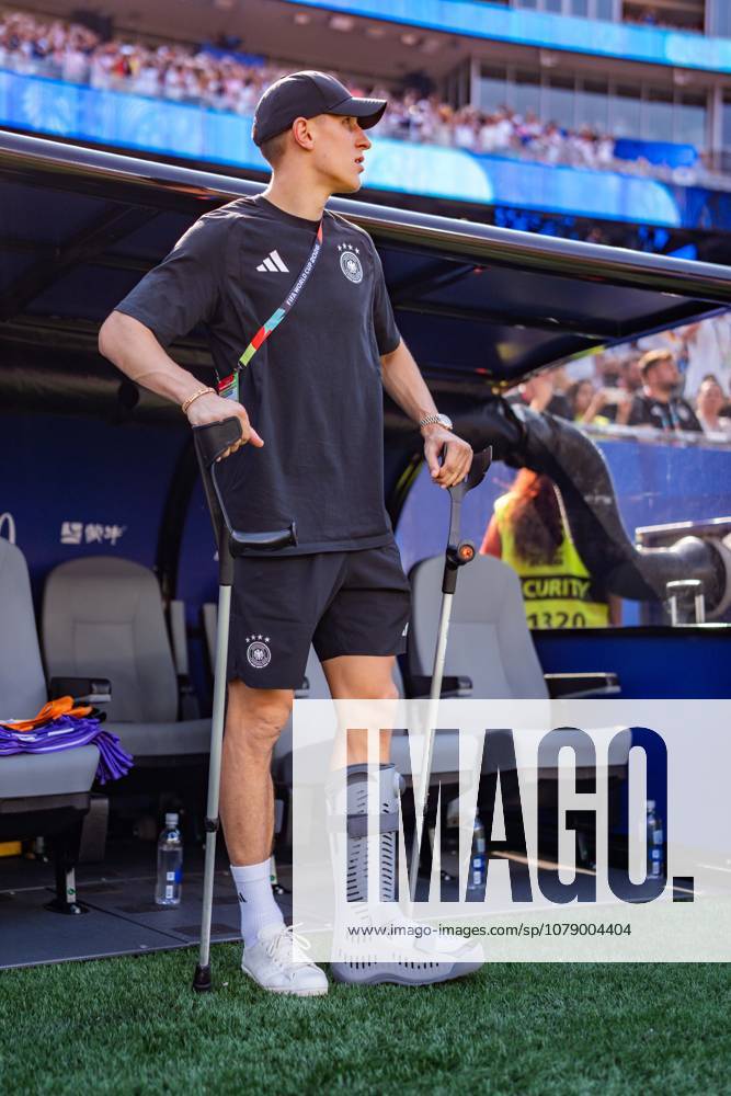 2026 FIFA World Cup, Round of 32, Germany vs. Paraguay, June 29, 2026, Boston Stadium: Nico Schlotterbeck of Germany on crutches