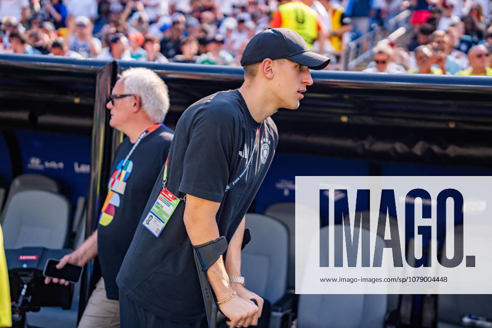 2026 FIFA World Cup, Round of 32, Germany vs. Paraguay, June 29, 2026, Boston Stadium: Nico Schlotterbeck of Germany on crutches
