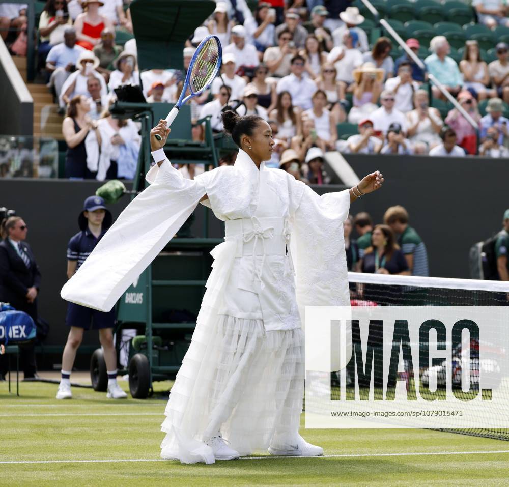 Tennis: Wimbledon championships Naomi Osaka of Japan arrives at the court ahead of her women s singles first-round match against Elsa Jacquemot of France at the Wimbledon tennis tournament in London on June 29, 2026. A14AA0005620880P