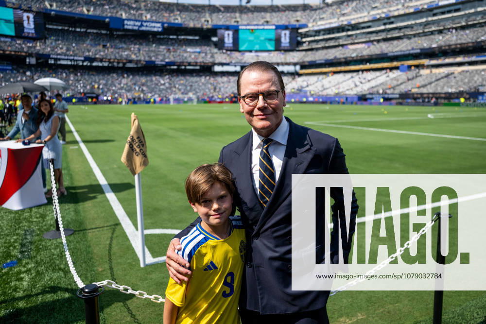 Prince Oscar and Prince Daniel of Sweden ahead of the FIFA World Cup 2026 Round of 32 soccer match between France and Sweden on June 30, 2026 in New Jersey. Photo by Petter Arvidson, BILDBYRAN, code PA PA1270. soccer, football, World Cup, 2026 FIFA World Cup, Sweden, Sweden A, BBENG, Francekrike france round of 32 round of 16